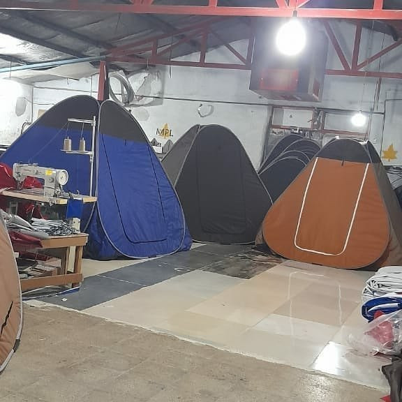 چادر مسافرتی ۸ نفره ارتفاع بلند ضدآب